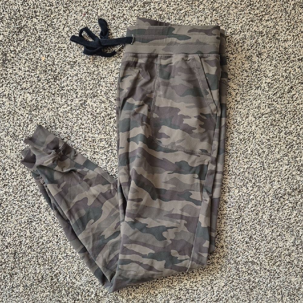 ZYIA Camo Joggers